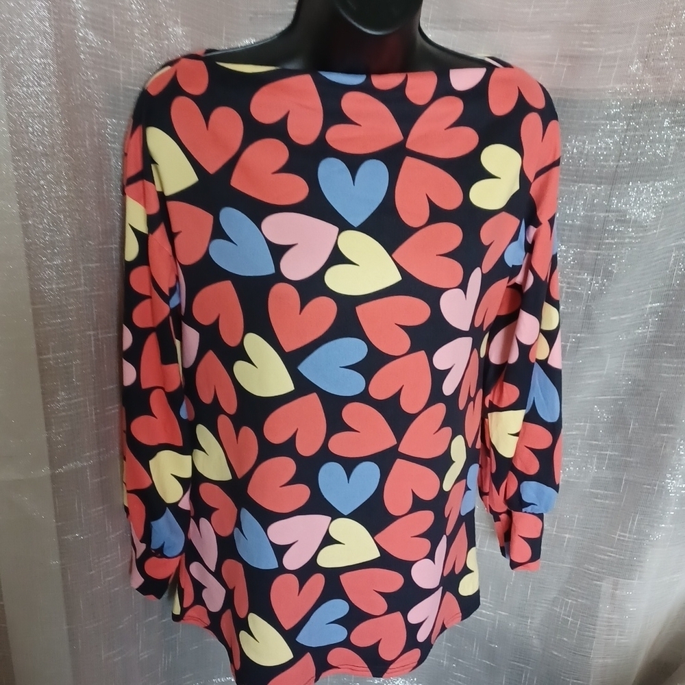 NWT Twenty second long sleeve sweater Size S Navy/red/pink/yellow hearts